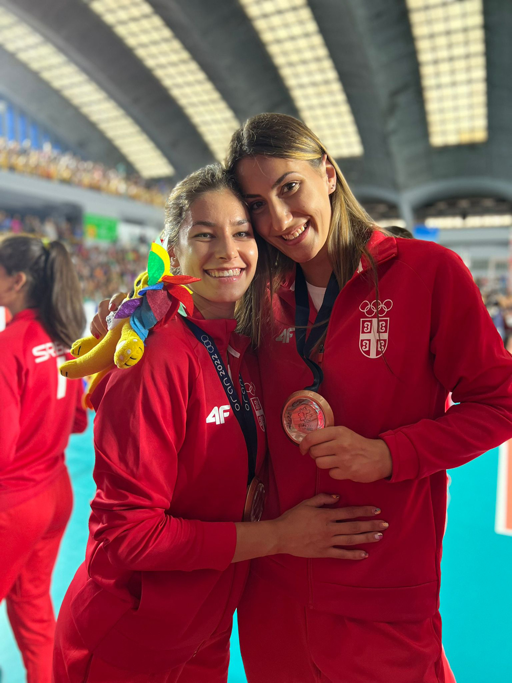 Bojana-i-Ana-Malesevic.jpg