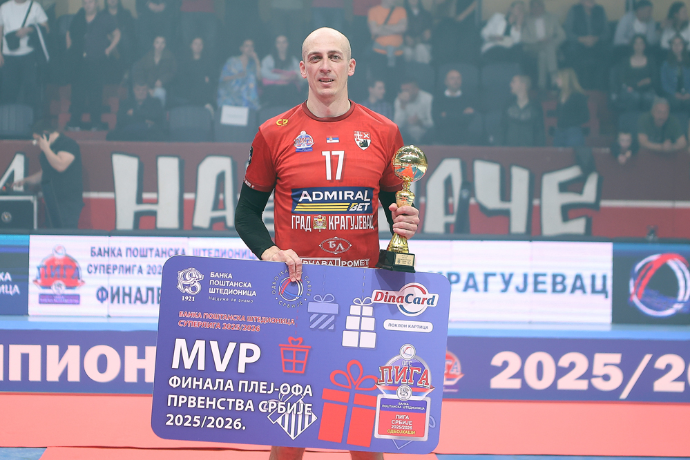 IV-bojovic-1221--2-.jpg